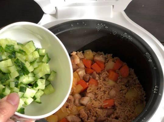 解决电饭煲蒸鱼不出气的问题（电饭煲蒸鱼不出气的原因分析及解决方法）