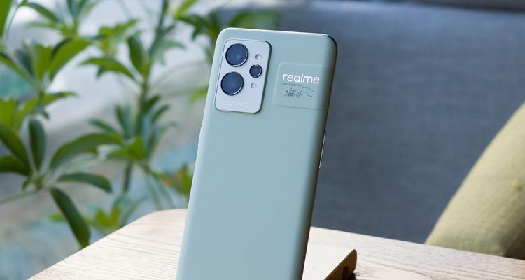 真我GT2Pro（突破极限的高性能体验）