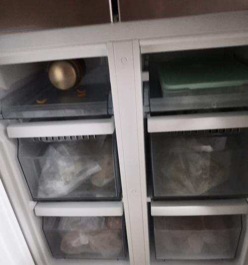 无霜冰箱结冰原因解析（为什么无霜冰箱会结冰）