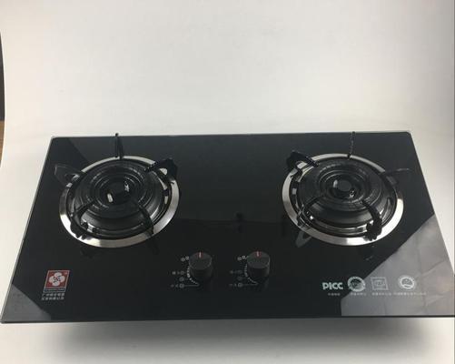 老式燃气灶漏电问题的修复方法（教你如何安全解决老式燃气灶漏电隐患）