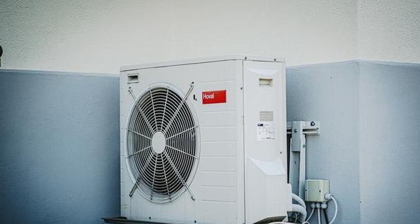 空气能与燃气热水器（比较空气能和燃气热水器的优缺点）