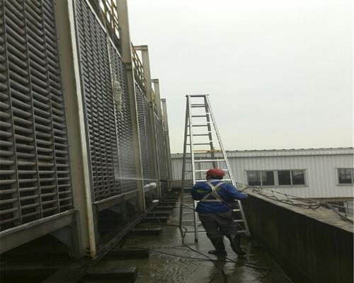 中央空调冷却塔漏水的原因及解决方法（探究中央空调冷却塔漏水问题的根源与应对之策）