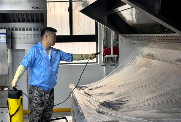 油烟机上面的管道清洗方法是什么？需要多长时间？