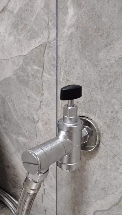 热水器发出砰砰声该如何修理？常见原因及解决方法是什么？