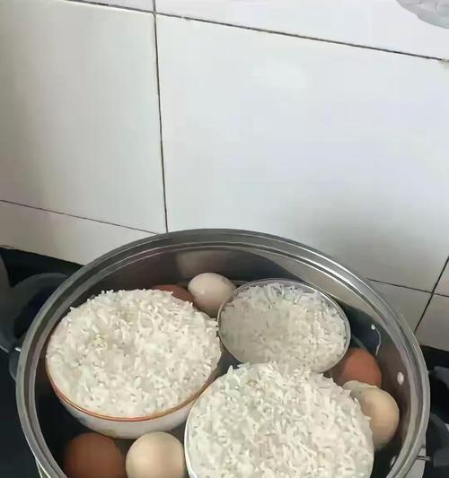 电饭煲内米饭坏了怎么办？如何快速清理和预防？