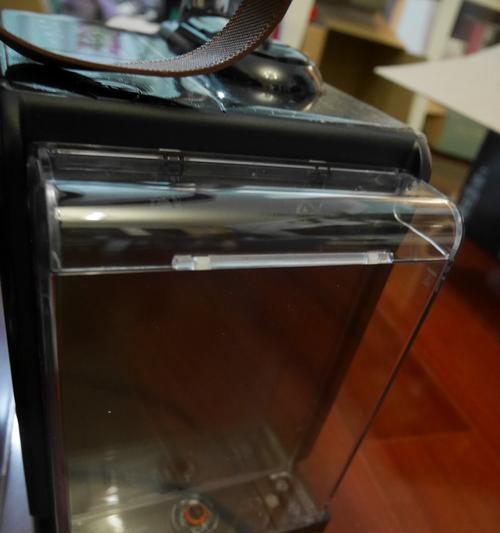 胶囊咖啡机灯闪烁是什么意思？如何解决？