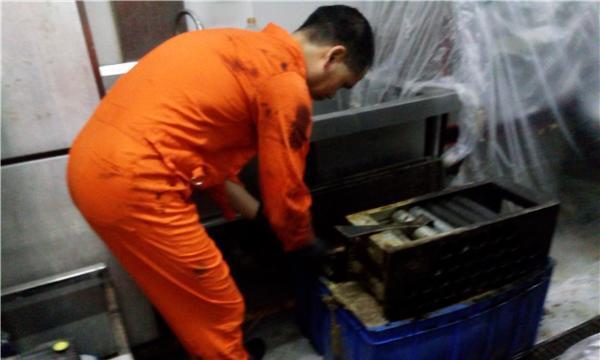 油烟机清洗方法是什么？清洗后如何确保效果？