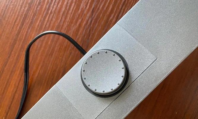 七彩虹电脑声音输入设置方法是什么？