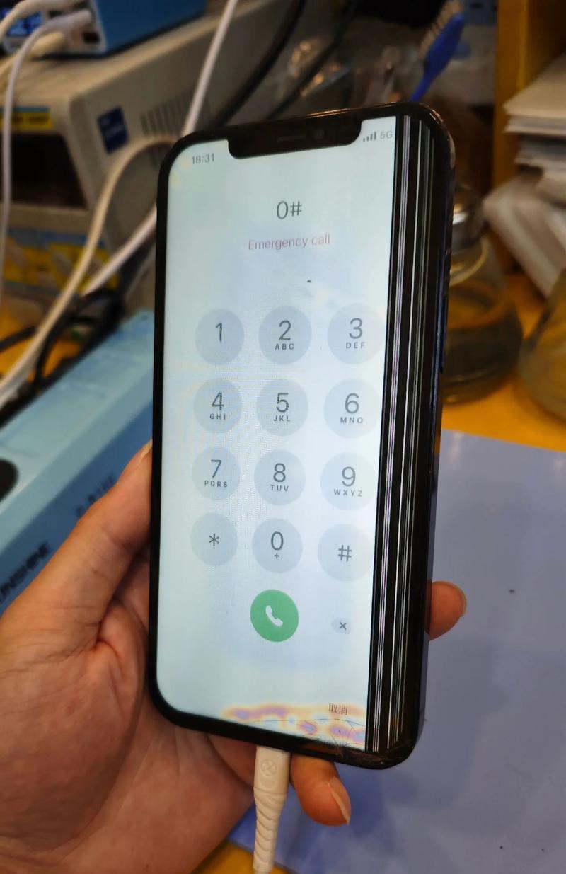 手机拍照时摔倒了照片还能恢复吗？