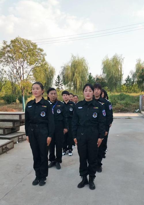 救援队摄影机如何与手机配合使用？拍照时应注意什么？