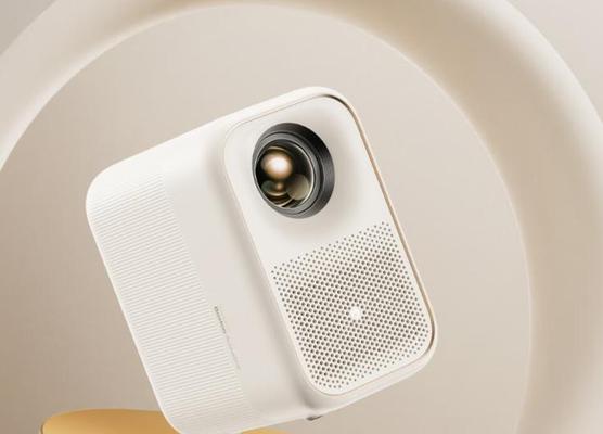 哪个品牌的投影仪最适合打游戏？