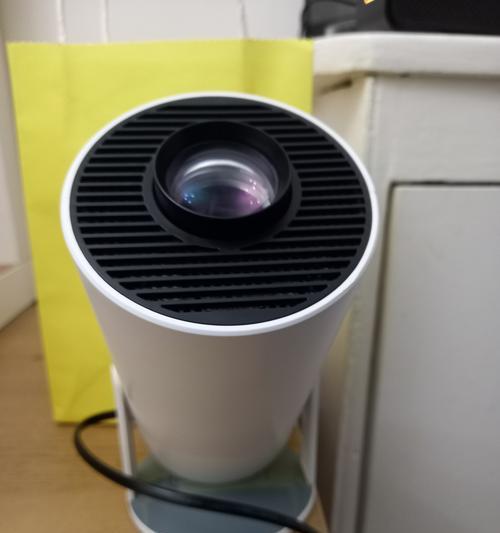 哪个品牌的投影仪最适合打游戏？