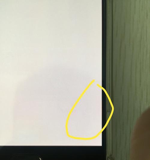 手机摄像头出现圈圈是质量问题吗？